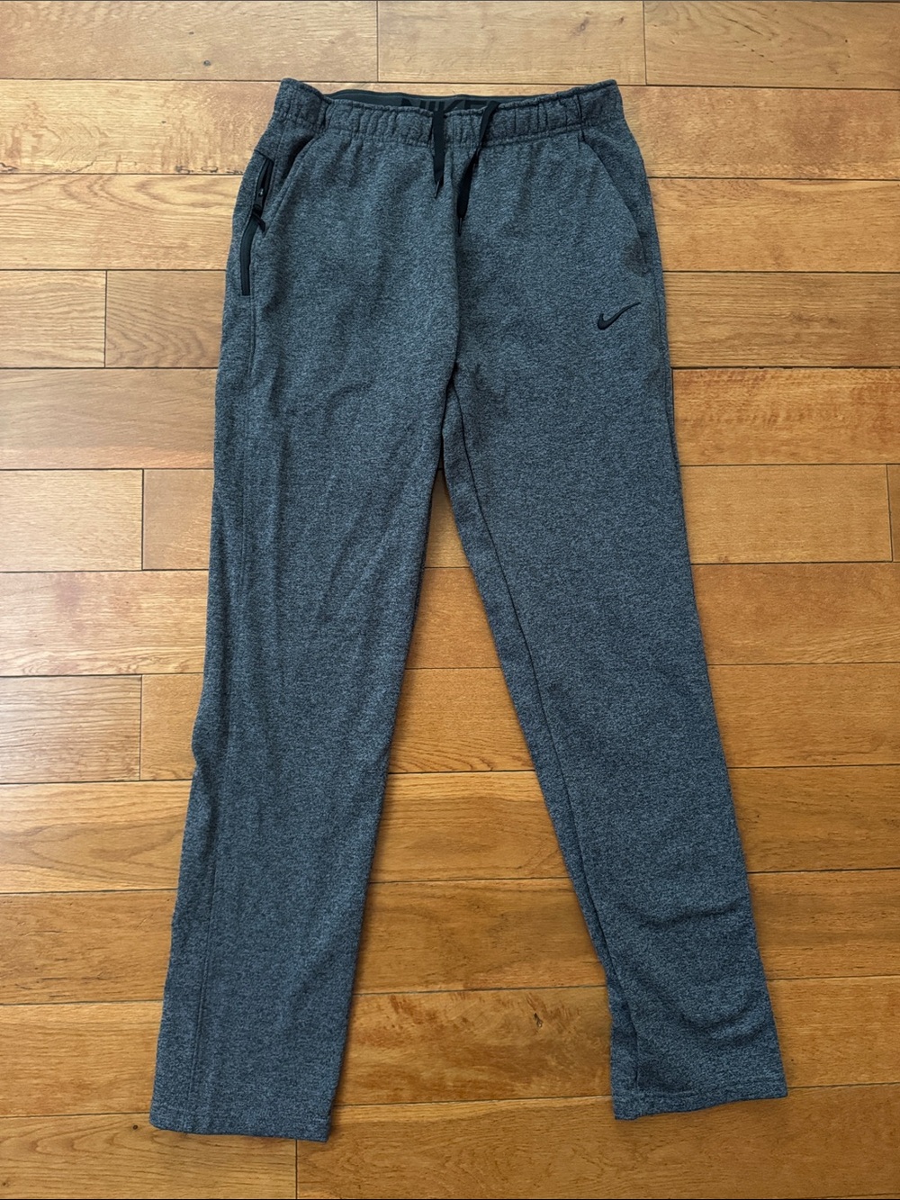 Nike Therma-Fit mens charcoal gray tall athletic sweatpants size M with pockets.